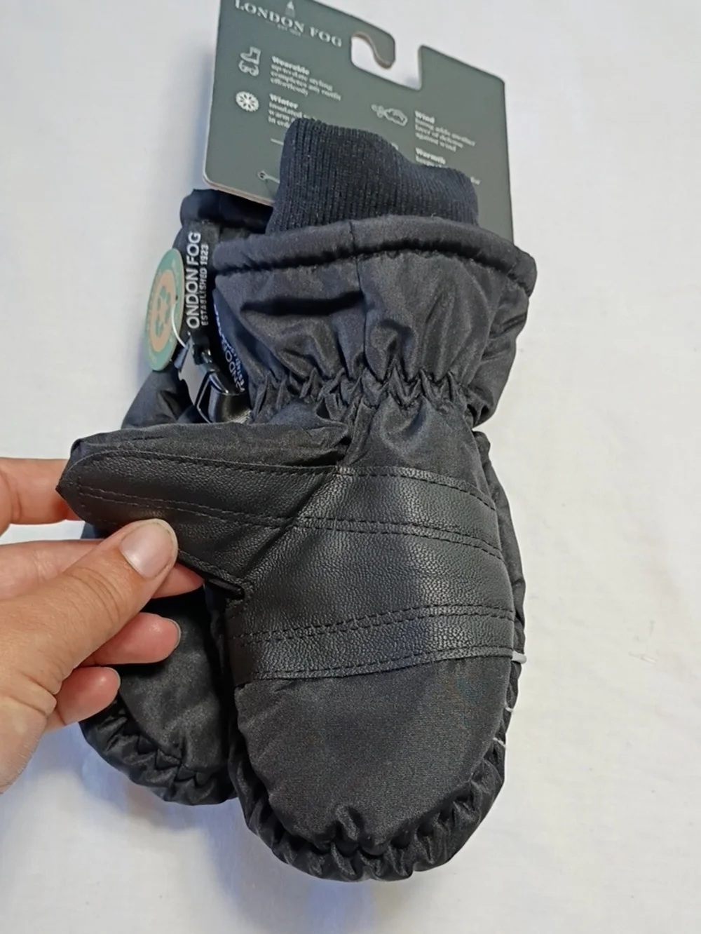 NWT London Fog Black Ski Mittens Boys 4-6 Year Winter